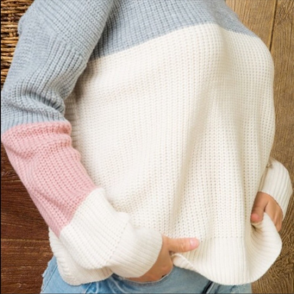 LAST!Color  Block Twisted Back Sweater - Picture 6 of 6
